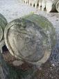 Esteles funeràries i lloses sepulcrals<br>Cementiri de Sanaüja. Sanaüja: Estela funerària de Sanaüja. Imatge d'unes tijores —segurament pertany a la sepultura d'un sastre—, en un accelerat estat de degradació. Autor: Jordi Bibià Esteles funeràries i lloses sepulcrals<br>Cementiri de Sanaüja. Sanaüja: Estela funerària de Sanaüja. Imatge d'unes tijores —segurament pertany a la sepultura d'un sastre—, en un accelerat estat de degradació. Autor: Jordi Bibià