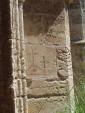 Besiers<br>Claustre de Sant Nasari: Una de les nombroses creus i grafits que es poden observar al claustre. Autor: Jordi Bibià Besiers<br>Claustre de Sant Nasari: Una de les nombroses creus i grafits que es poden observar al claustre. Autor: Jordi Bibià