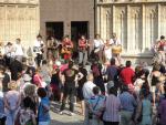 XXè festival Terra de Trobadors<br>Castelló d'Empúries: Un dels nombrosos grups que oferien inesgotables la seva música. Autor: Jordi Bibià XXè festival Terra de Trobadors<br>Castelló d'Empúries: Un dels nombrosos grups que oferien inesgotables la seva música. Autor: Jordi Bibià