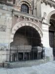 Tolosa del Llenguadoc<br>Tolosa: Panteó dels comtes a Sant Serni. La xarxa de galliner reforça la meva teoria de que tot allò anterior a la glòria de França no és prou digne... Autor: Jordi Bibià Tolosa del Llenguadoc<br>Tolosa: Panteó dels comtes a Sant Serni. La xarxa de galliner reforça la meva teoria de que tot allò anterior a la glòria de França no és prou digne... Autor: Jordi BibiÃ