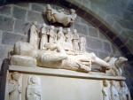 XXè festival Terra de Trobadors<br>Església de Santa Maria de castelló d'Empúries: Conjunt funerari del comte Malgaulí, tot i malgrat haver-se perdut alguns elements, l’autor no escatimà detalls. A la part superior la representació de la XXè festival Terra de Trobadors<br>Església de Santa Maria de castelló d'Empúries: Conjunt funerari del comte Malgaulí, tot i malgrat haver-se perdut alguns elements, l’autor no escatimà detalls. A la part superior la representació de la