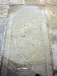 Pàmies<br>Pàmies.: Llosa sepulcral, amb la representació del castell desaparegut, a Sant Antoni. Autor: Jordi Bibià Pàmies<br>Pàmies.: Llosa sepulcral, amb la representació del castell desaparegut, a Sant Antoni. Autor: Jordi Bibià