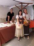 Ia fira cà tara de Castelló de Farfanya<br>Castelló de Farfanya.: Firaire i belles actrius. Autor: Jordi Bibià Ia fira cà tara de Castelló de Farfanya<br>Castelló de Farfanya.: Firaire i belles actrius. Autor: Jordi BibiÃ