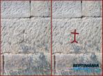 Marques de picapedrer<br>Castell de Bellpuig d'Urgell: Creu (sobre el calvari?) Autor: Jordi Bibià Marques de picapedrer<br>Castell de Bellpuig d'Urgell: Creu (sobre el calvari?) Autor: Jordi BibiÃ