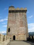 Foix<br>Castell de Foix: Vista lateral de la torre més antiga. Autor: Jordi Bibià Foix<br>Castell de Foix: Vista lateral de la torre més antiga. Autor: Jordi BibiÃ