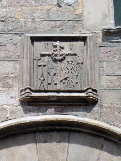 16.5.2008 Amable escut de la Santa Inquisició localitzat a la façana principal de la Pia Almoïna.   Barcelona -  Jordi Bibià