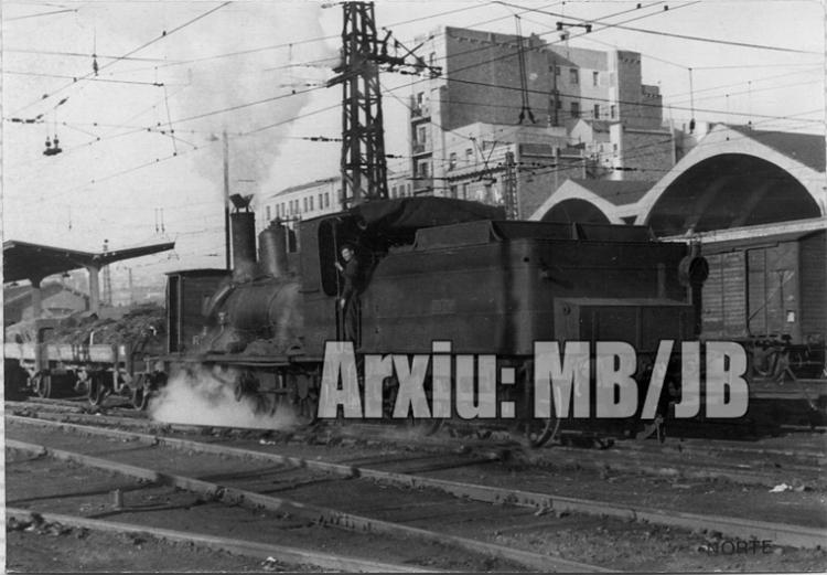 6.5.1958 Una Verraco fent maniobres  Estació del Nord de Barcelona -  Miquel Bibià