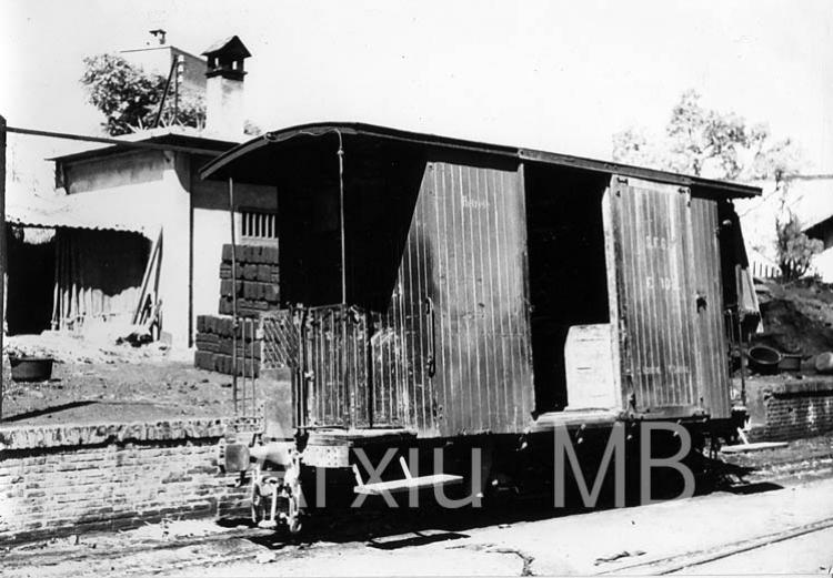 24.9.2014 El tren de Sant Feliu de Guíxols. Vagó d'equipatges.  -  Miquel Bibià