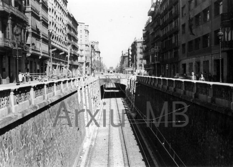 24.9.2014 Aragó i Rambla Catalunya.  Barcelona. -  Miquel Bibià