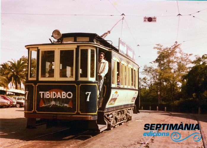 2.8.2018 El meu pare a dalt del tramvia.  Tibidabo -  Jordi Bibià