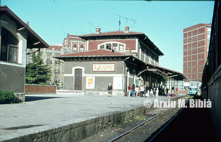 24.9.2018 Estació terminal del Ferrocarril de la Robla.  Lleó -  Miquel Bibià Laplana