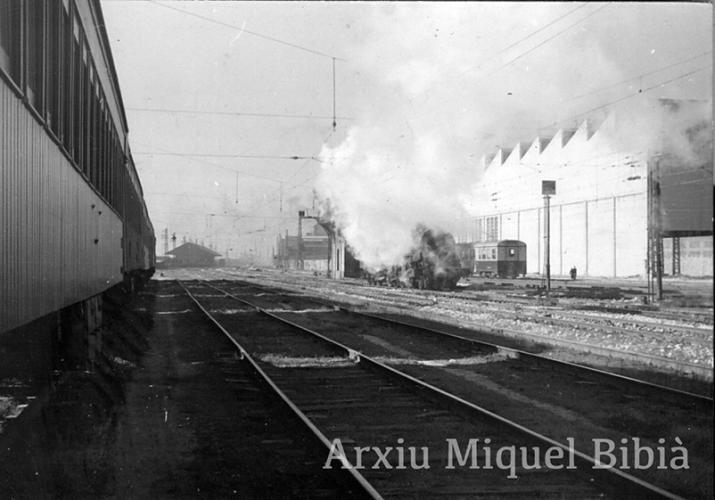 22.4.2019 1975. Encara vapor.  Poblenou -  Miquel Bibià Laplana