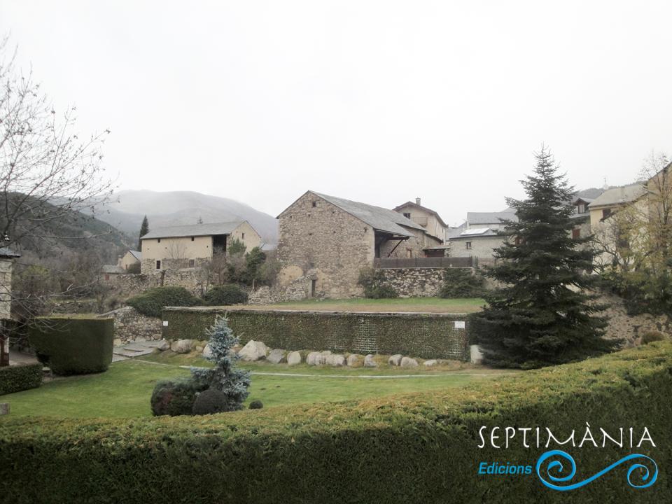 24.12.2024 Un dels aspectes del poble.  Tor de Querol. -  J. Bibià