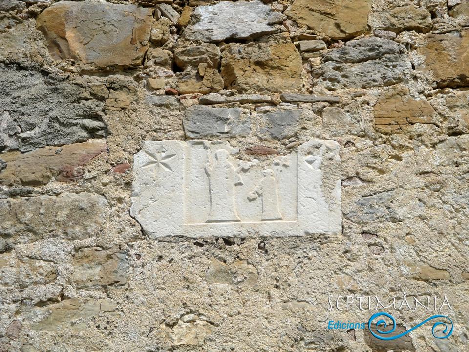 13.4.2025 Representació de dos religiosos. Als extremas, dues sexafòlies.  Sant Iscle i Santa Victòria de Llinars. -  J. Bibià