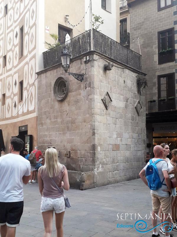 12.8.2025 Antigament coneguda com 'la font dels senyors'.  Santa Maria del Mar. -  J. Bibià