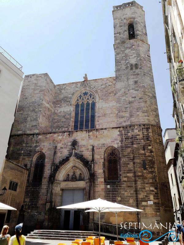 17.8.2025 Sant Just i Pastor.  Plaça de Sant Just. -  J. Bibià