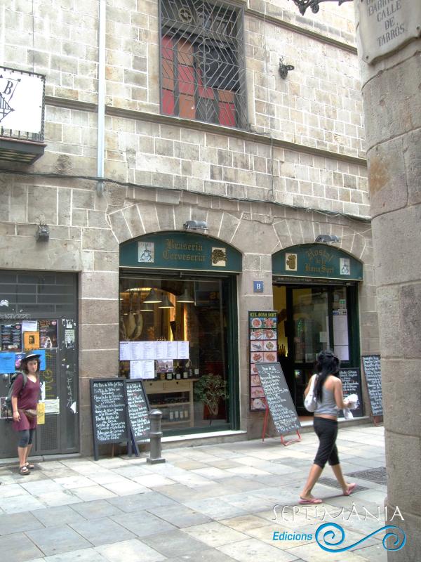 22.8.2025 L'hostal de la Bona Sort. Al c/ Carders  -  J. Bibià