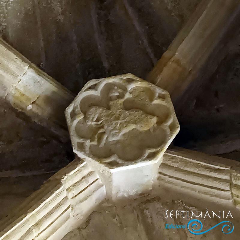 24.4.2026 Clau de volta amb cavaller. Església de Sant Antoni.  Cervera. -  J. Bibià