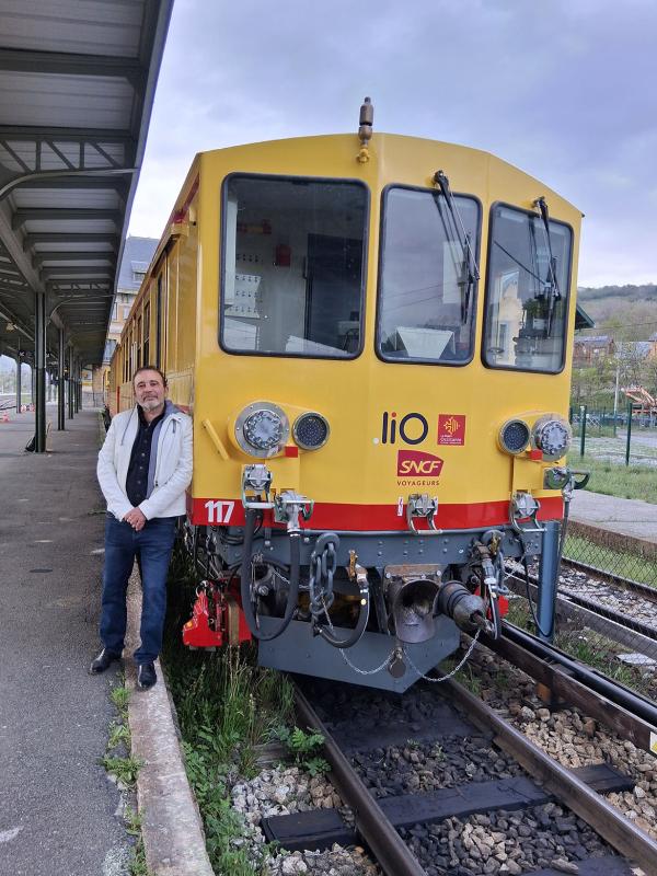 3.5.2026 El tren groc de la Cerdanya.  La Tor de Querol. -  J. Bibià