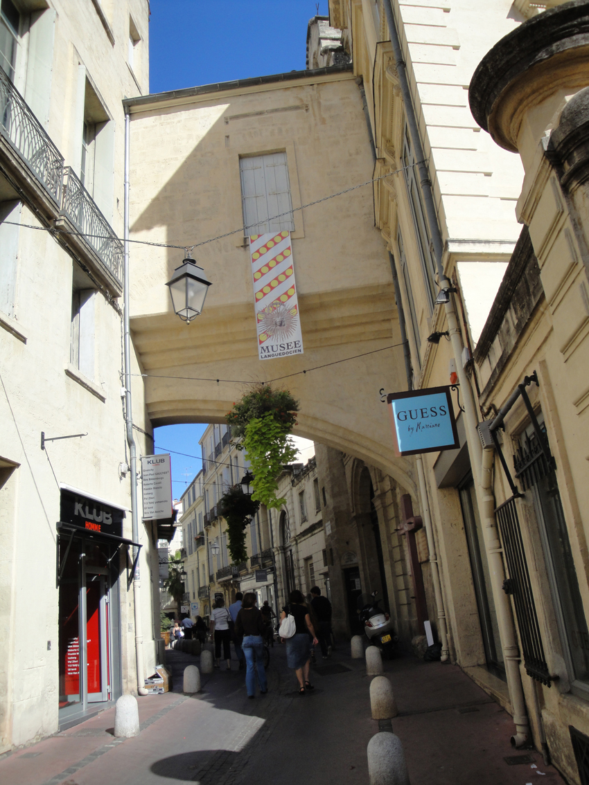 02.10.2009 Entrada al molt recomanable Musée Languedocien. Accés pel carrer Jacques Coeur (al centre històric)            Montpeller -  Jordi Bibià