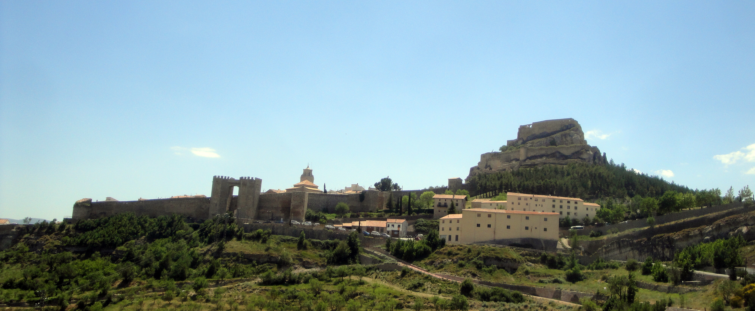 20.06.2012 Vista de Morella venint des de la carretera d'Alcanyís  Morella -  Jordi Bibià