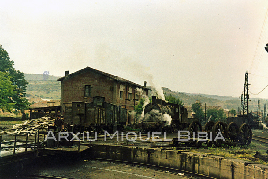 13.10.2014 Dipòsit i giratòria.  Sant Vicenç de Castellet. -  Miquel Bibià Laplana