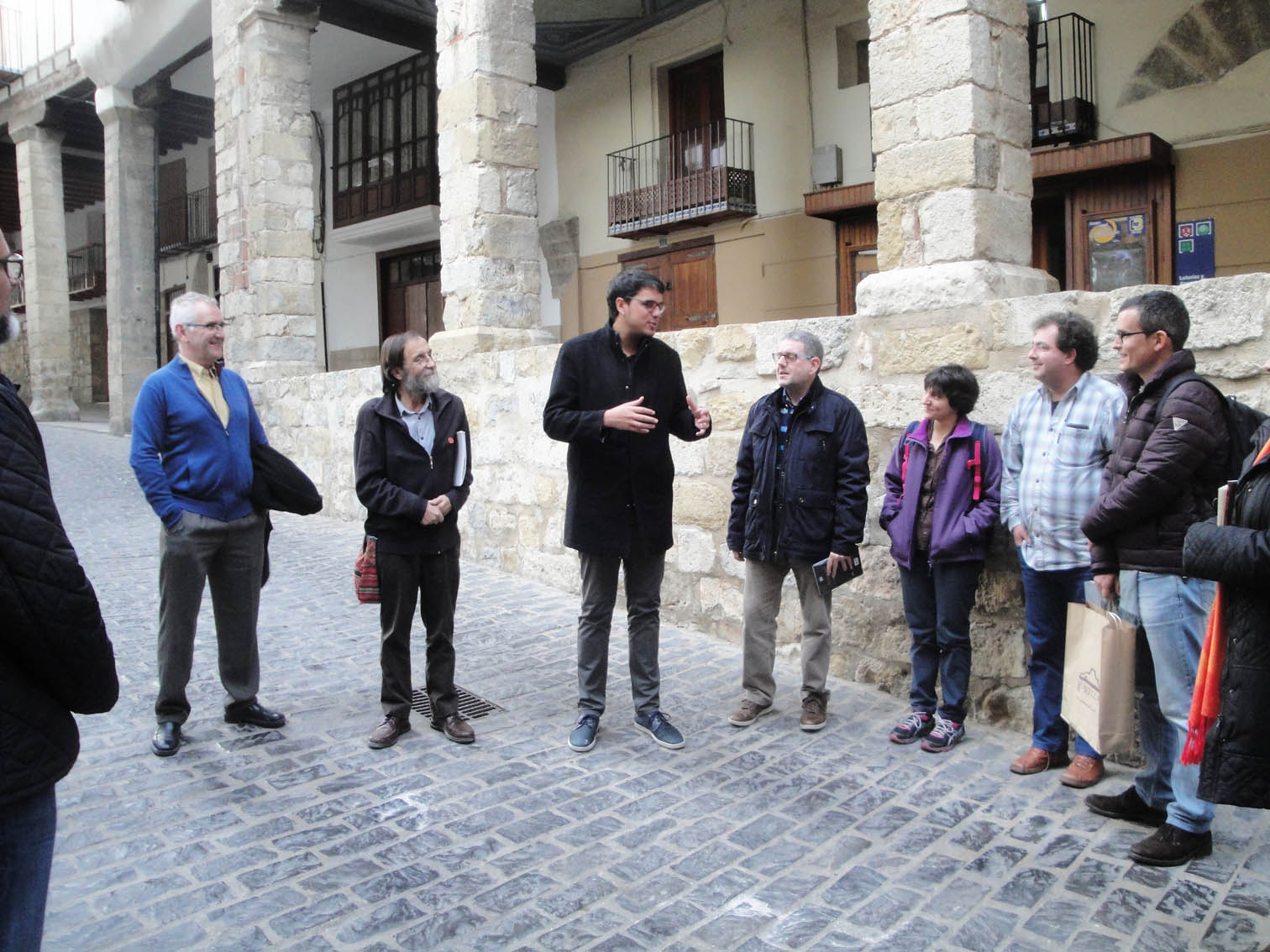 27.11.2017 Inici de la visita guiada.  Morella. -  Jordi Bibià