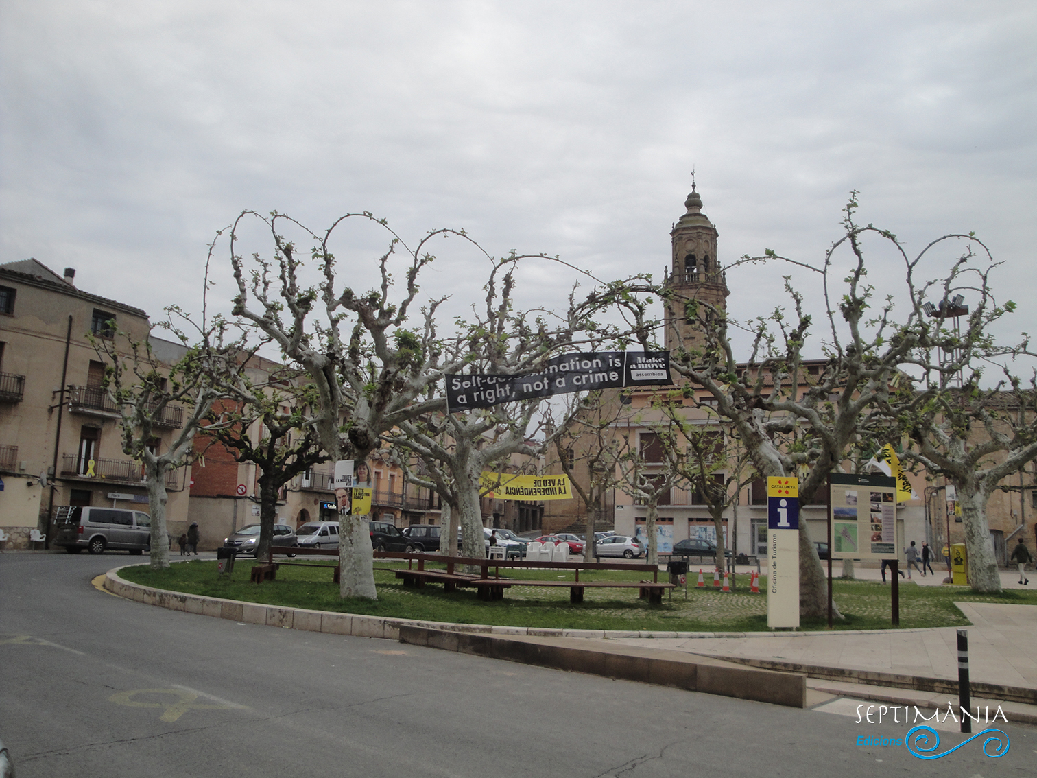 22.04.2019 La plaça major.  La Granadella. -  Jordi Bibià