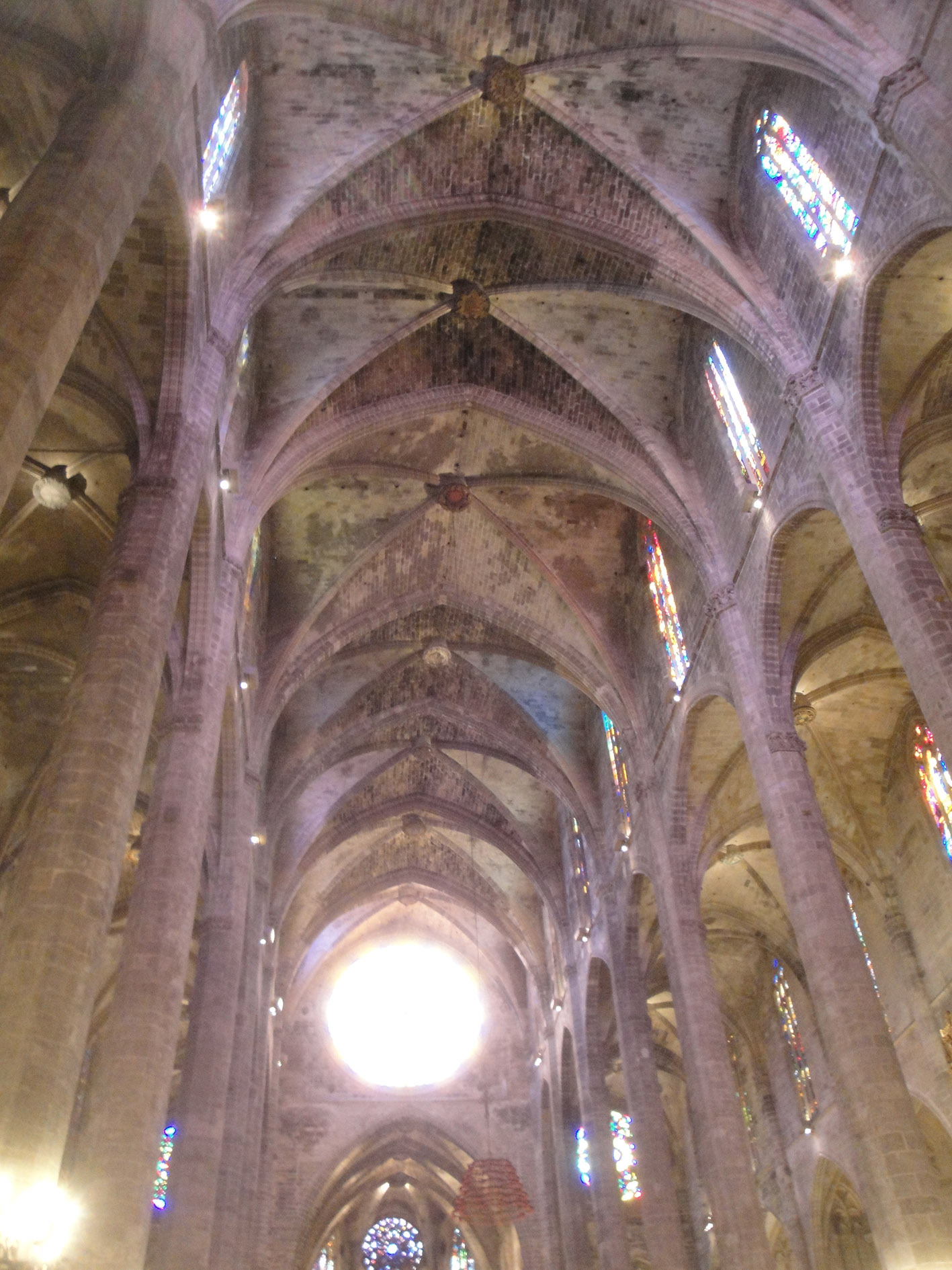 26.12.2019 Interior catedral.  Palma -  Jordi Bibià