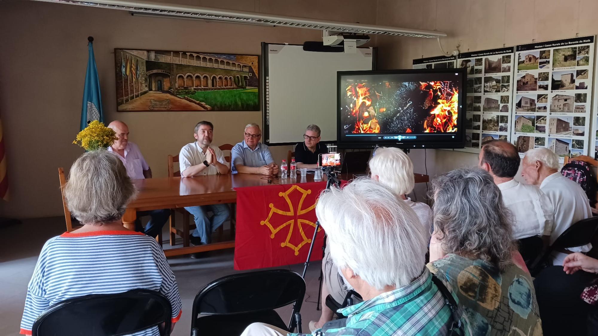 28.06.2023 D'esquerra a dreta, els potents: Jaume Cluet, Francesc Sangar, Eduard Berga i José luis Soler.  Gualter. La Baronia de Rialb. -  J. Bibià