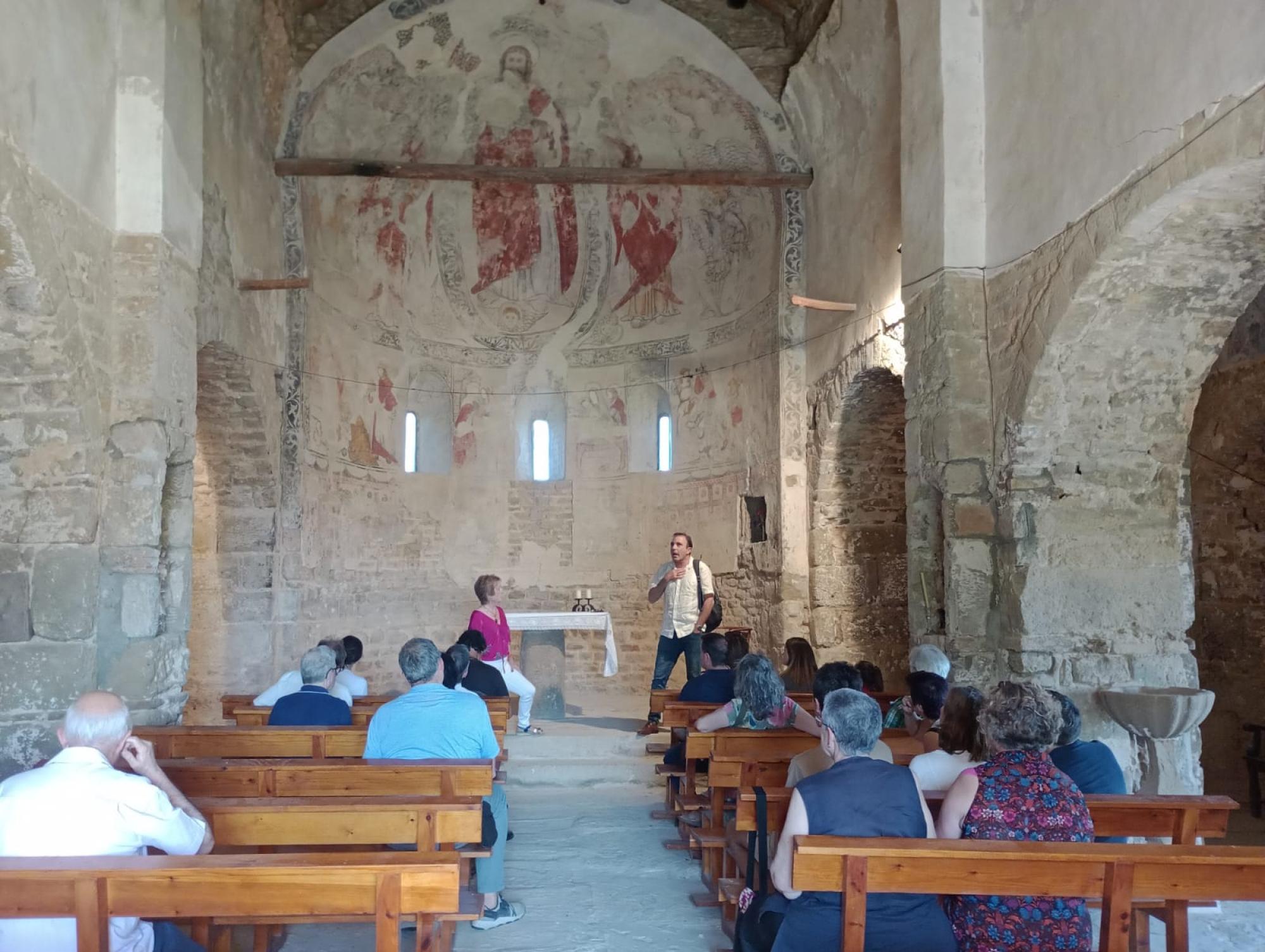 28.06.2023 Interior de Santa Maria de Palau.  Palau. La Baronia de Rialb. -  J. Bibià